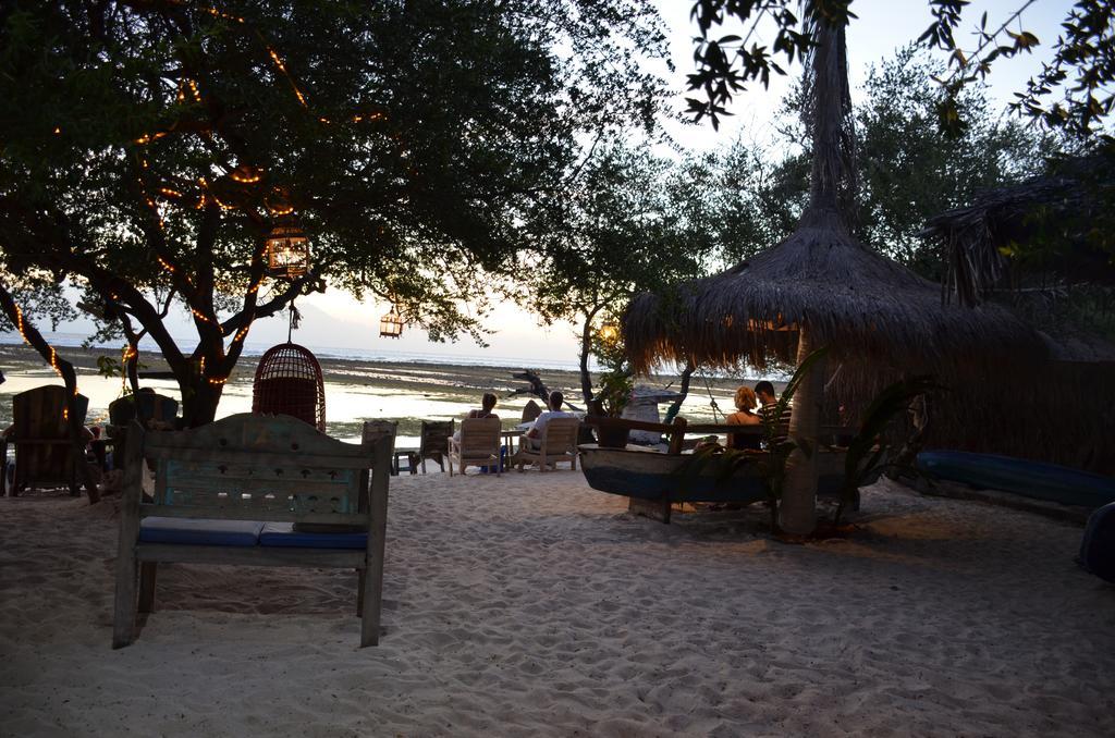 Serene Beach Villa Gili Trawangan Luaran gambar